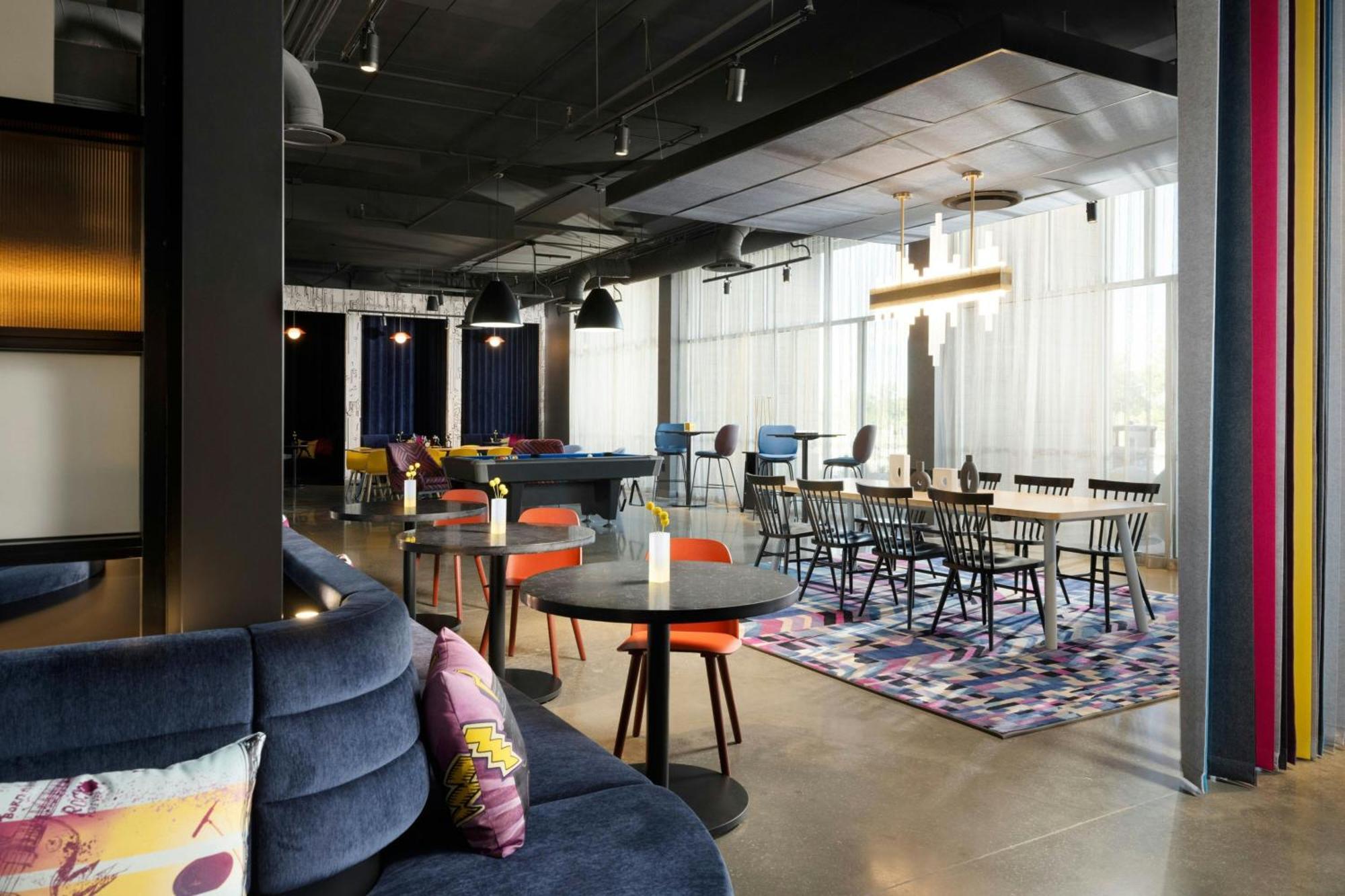 Готель Aloft Waukee Екстер'єр фото