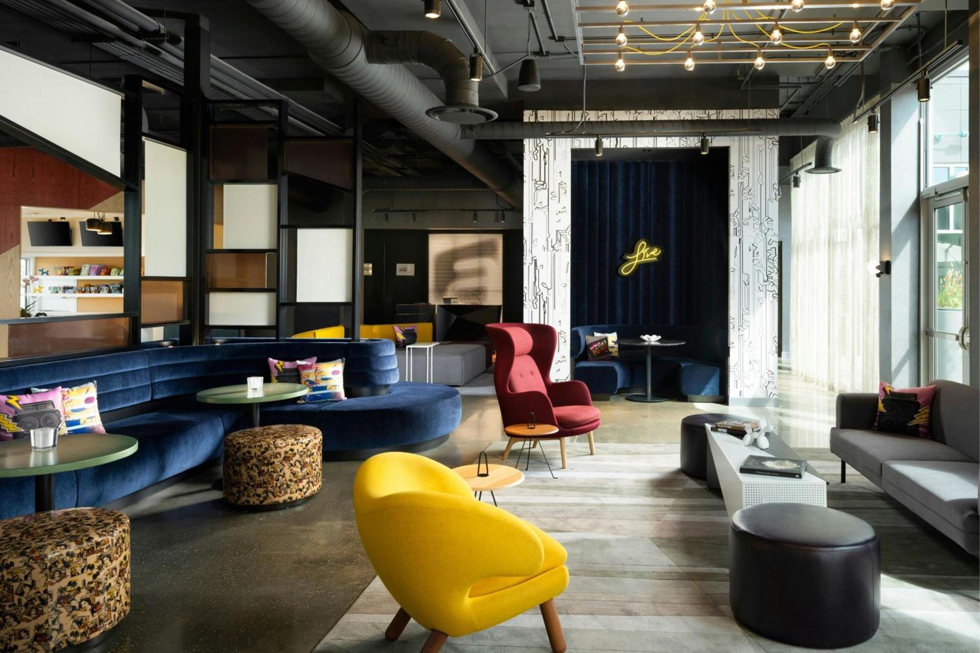 Готель Aloft Waukee Екстер'єр фото